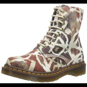 DR. MARTENS BECKETT CLASSIC UNION JACK ANARCHY